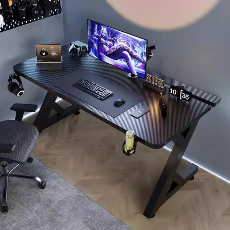 Desk Setup Pc - Q ミニマリスト ブラック コンピューター デスク デザイン
