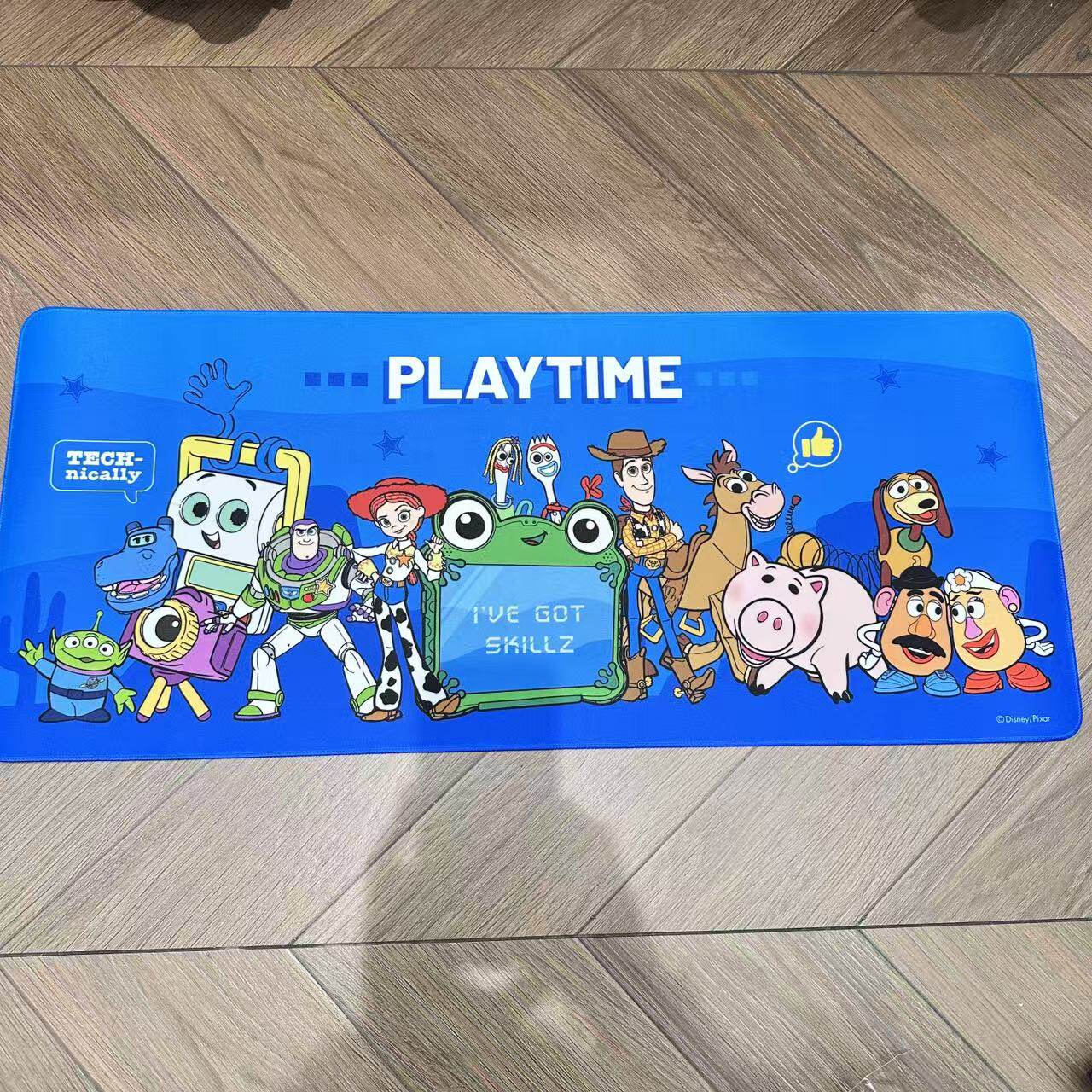 Desk Setup Rug - ディズニーピクサートイストーリー大型マウスパッドかわいい漫画ゲーム用マウスパッド拡張サイズデスクマットコンピュータキーボードパッド滑り止め