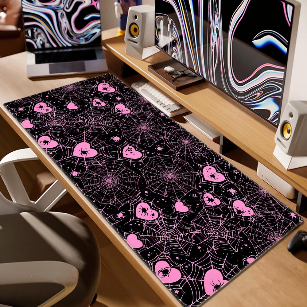 90x40 ホワイトまたはピンクのスパイダーウェブハートデス - Desk Setup With Laptop のレビューと価格