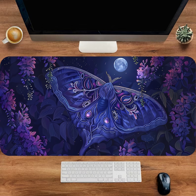 モスデスクマット、かわいいゲーミングマウスパッド、大きな紫色 - Desk Setup With Plants のレビューと価格